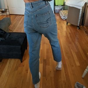 Aeo Curvy Mom Jeans